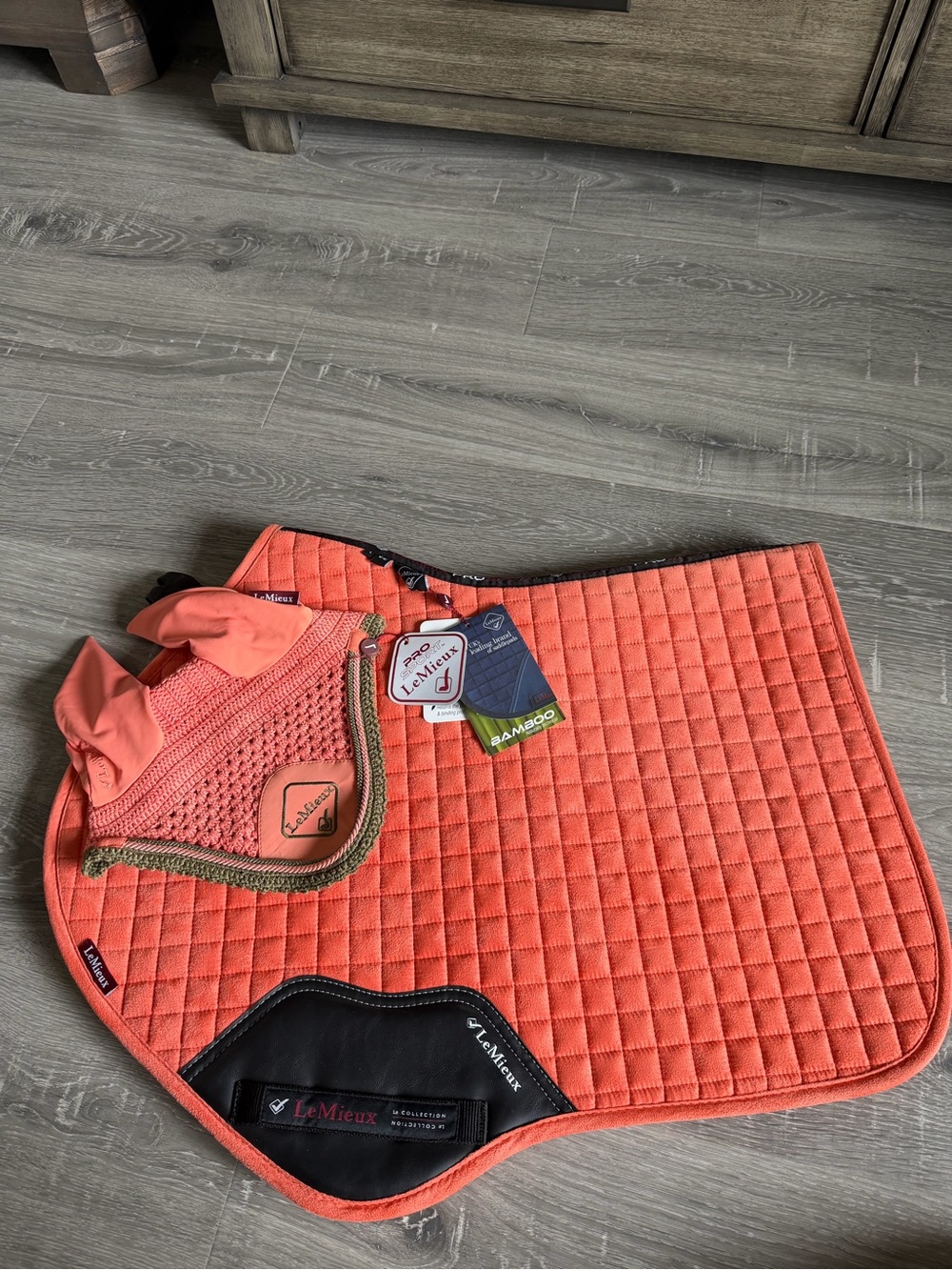 LeMieux sorbet Saddle Pad with Ear Bonnet